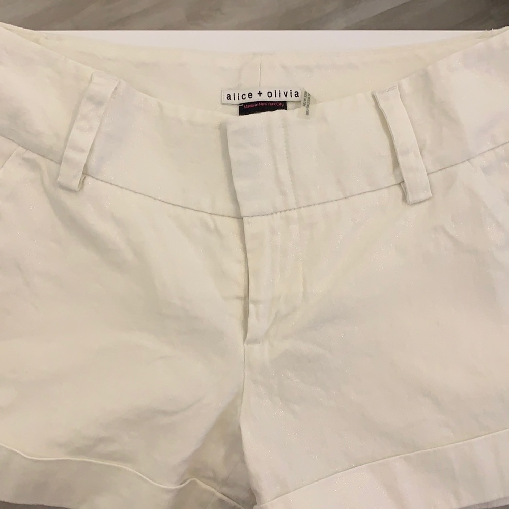 Alice and Olivia linen iridescent Cady shorts